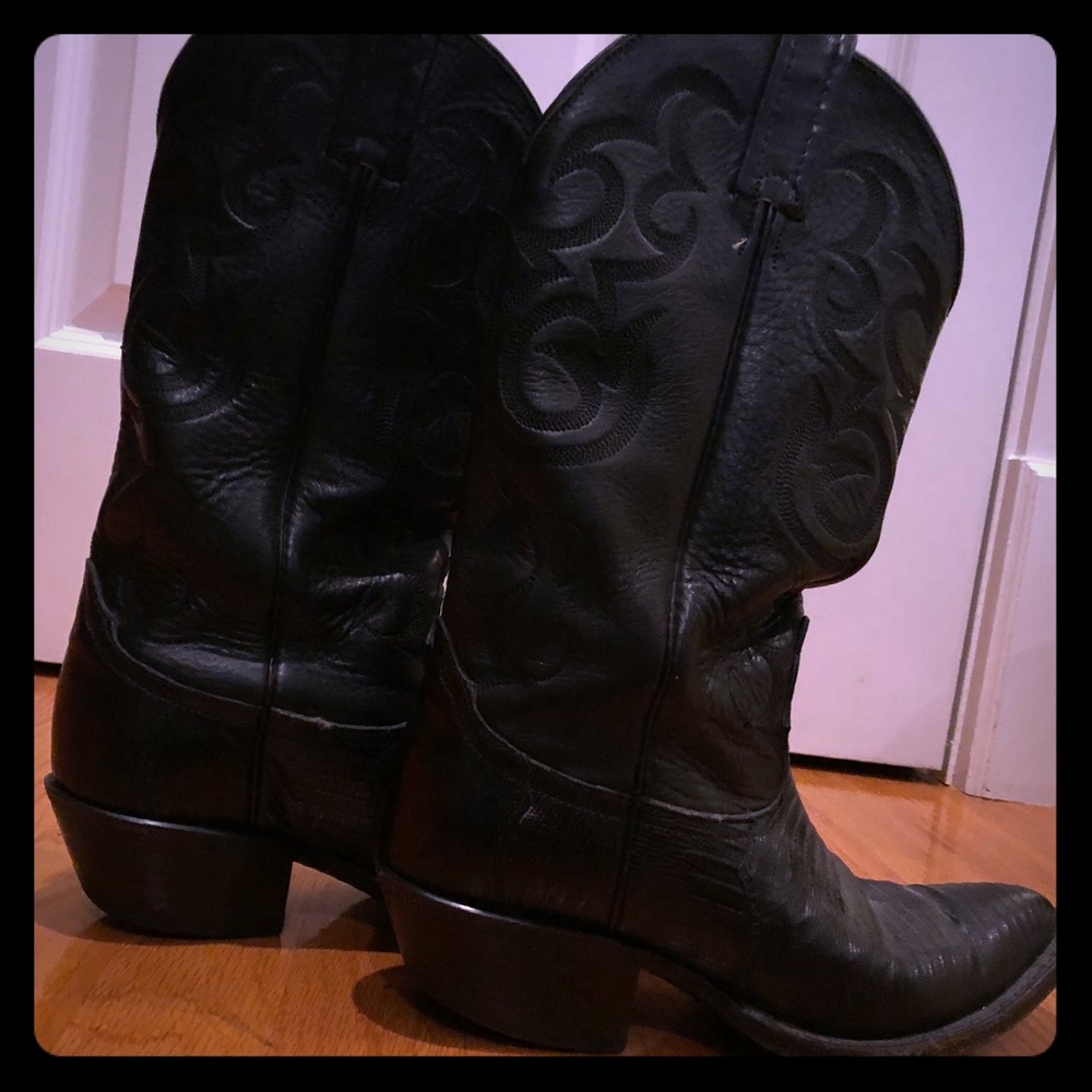 Women’s authentic leather cowboy boots
